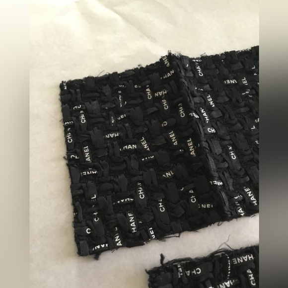 CHANEL SAMPLE FABRIC FRON AN ORIGINAL JACKET LOGO PRINTED - Picture 5 of 12